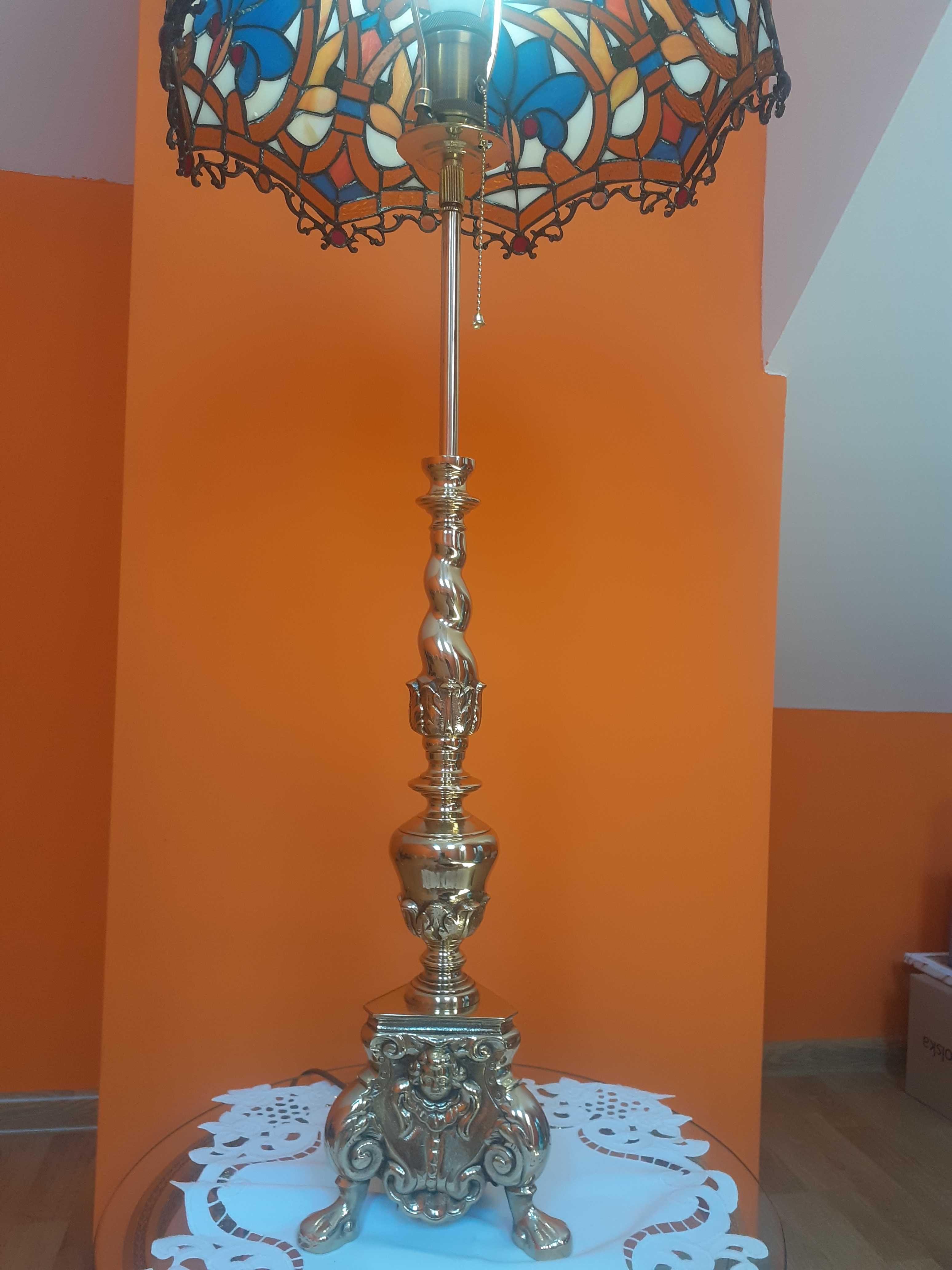 Zabytkowa mosiężna lampa witraż