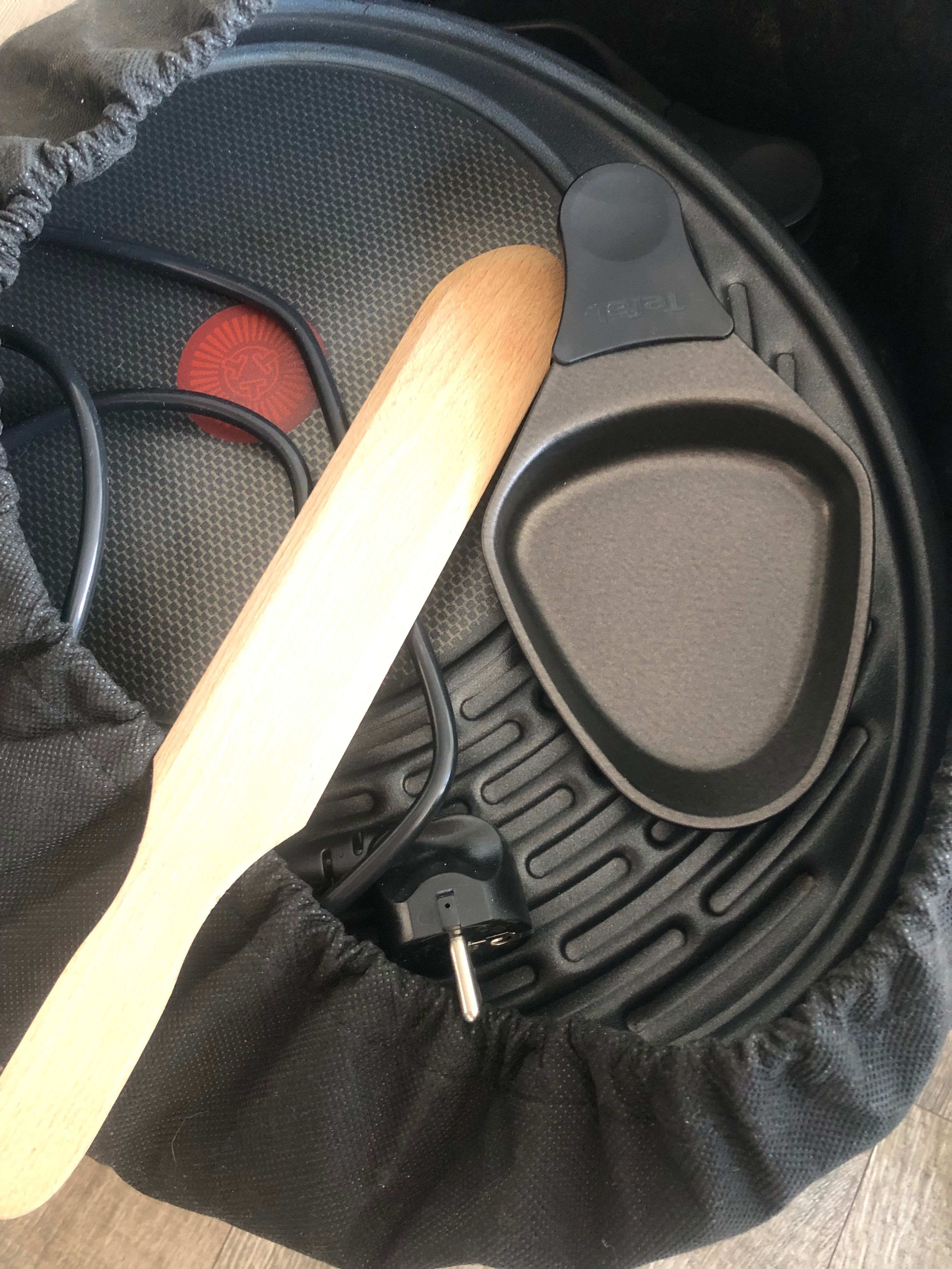 Raclette od Tefal na 8 osób.