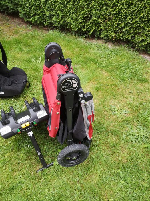 Kompletny wózek z dodatkami Baby Jogger City Mini GT