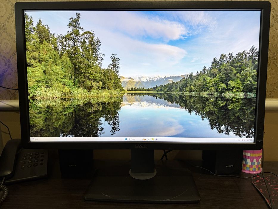 Монітор DELL U2713HM