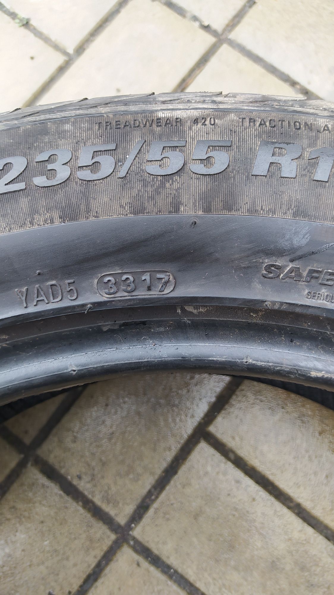 Продам комплект летней резины KUMHO Crugen 235.55.R 19