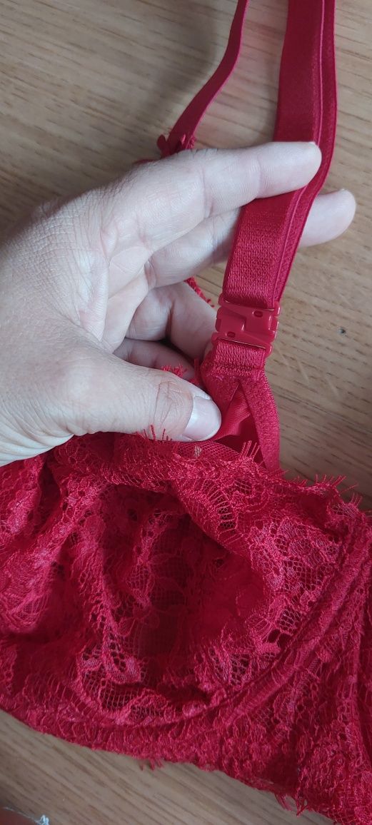 Biustonosz koronkowy Victoria's Secret
