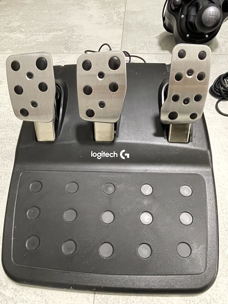 Kierownica Logitech G29 + biegi (shifter)