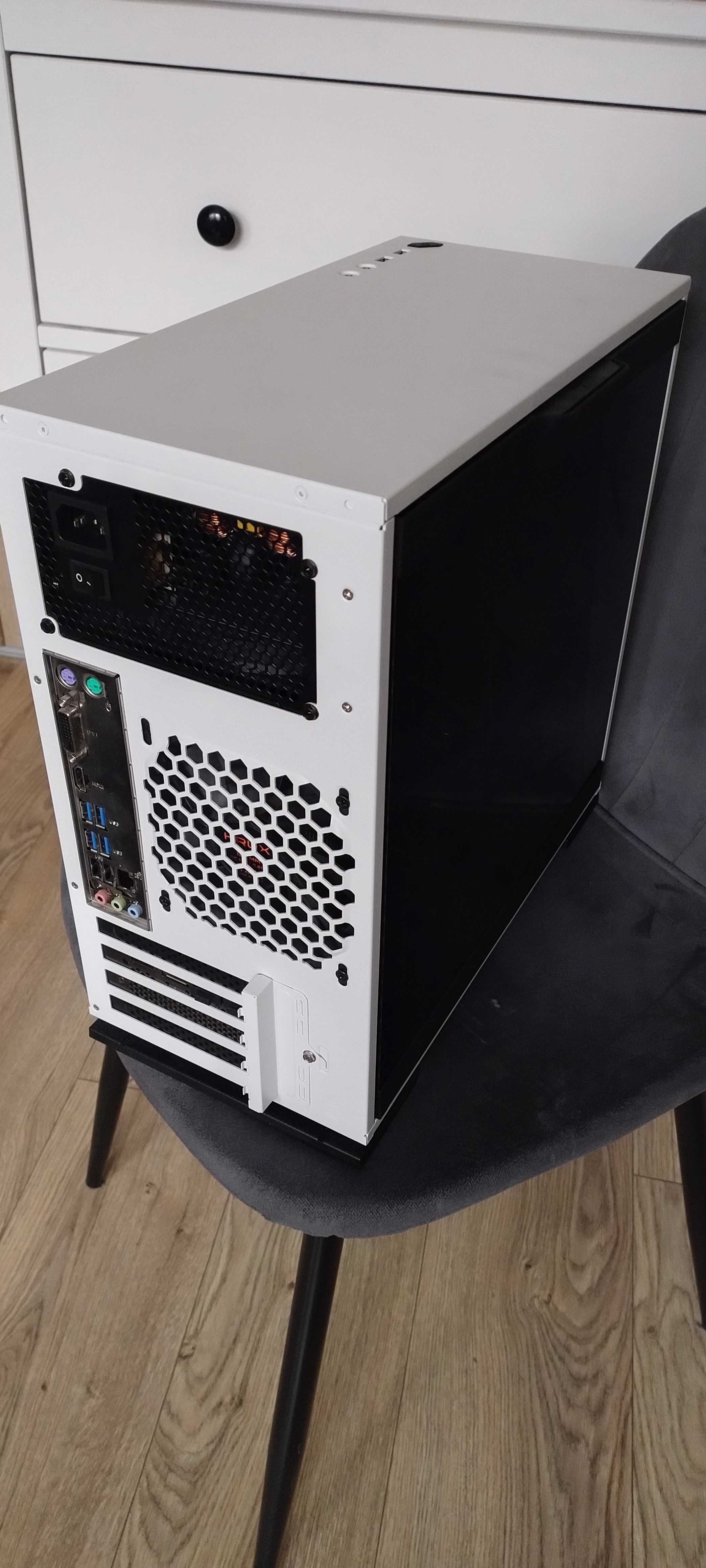 Komputer Pc Nvidia RTX 3070 32gb ram 2tb Ryzen 7 700W Mało używany