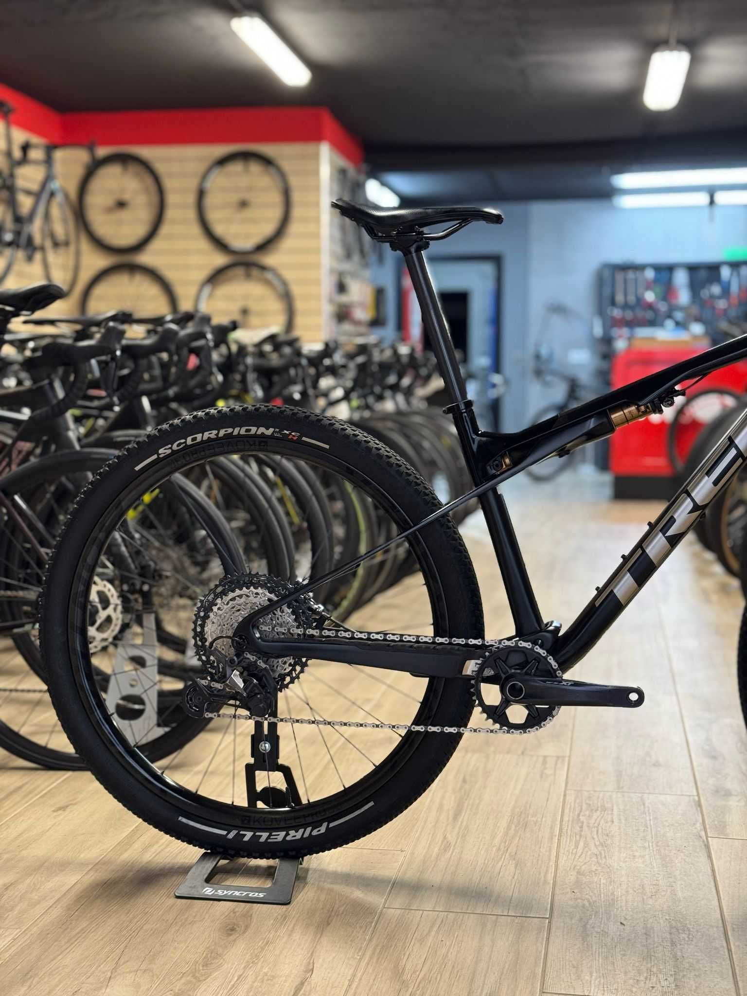 Trek Supercaliber  9.8 M/L
