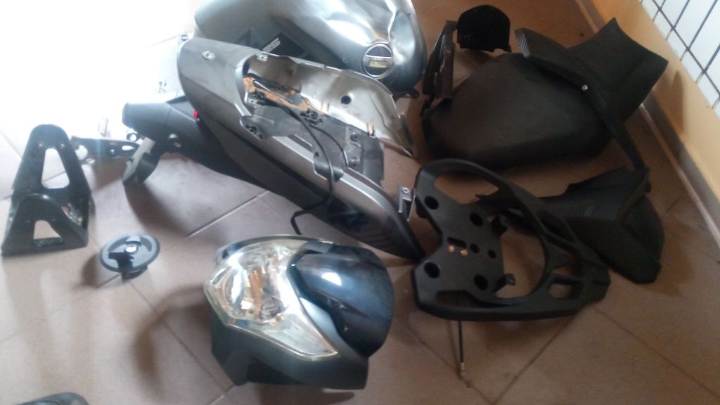 Junak Rz 125, Kiden, Romet  Zxt siodło , lampy , plastiki