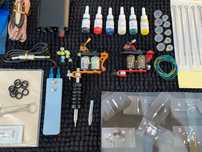 Kit Tatuagem COMPLETO Profissional 2 Máquinas, Instruções, Pele Treino