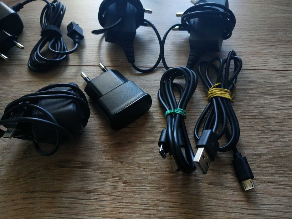 блoк живлeння зaрядки кaбель під ремонт чи комплектуючі