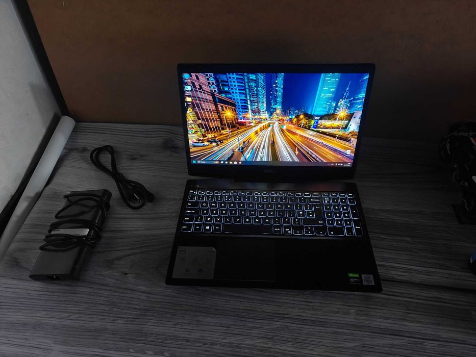 Ноутбук Dell G5 5500 15.6" FHD 144Hz 10750H 16GB 500GB SSD 1660ti 6Gb