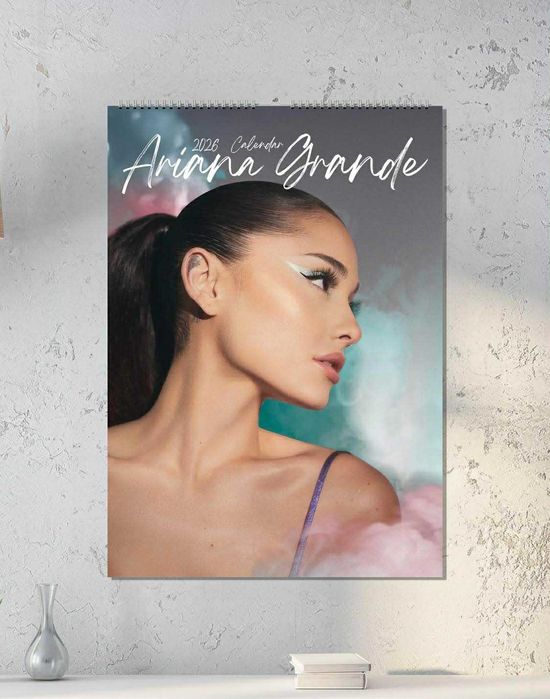 TAYLOR SWIFT  Harry Styles  ARIANA GRANDE  Lady GAGA  CHER  kalendarz