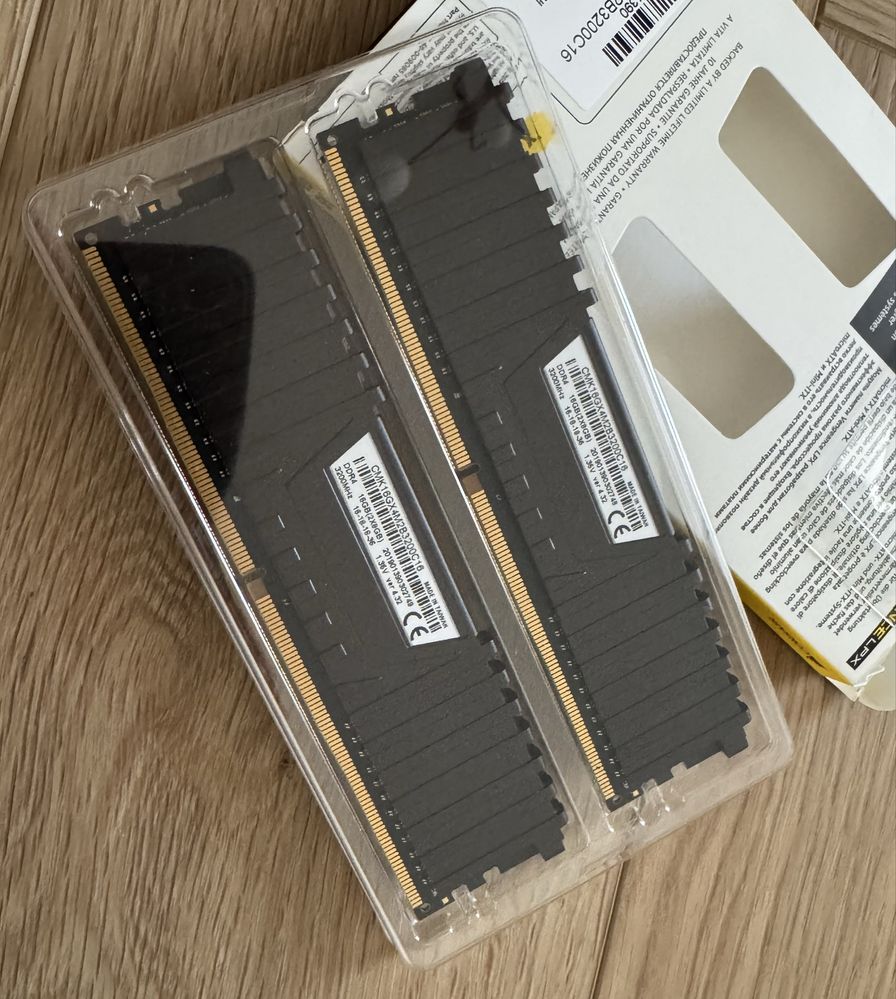 Pamięć RAM CORSAIR Vengeance LPX 16GB 3200MHz