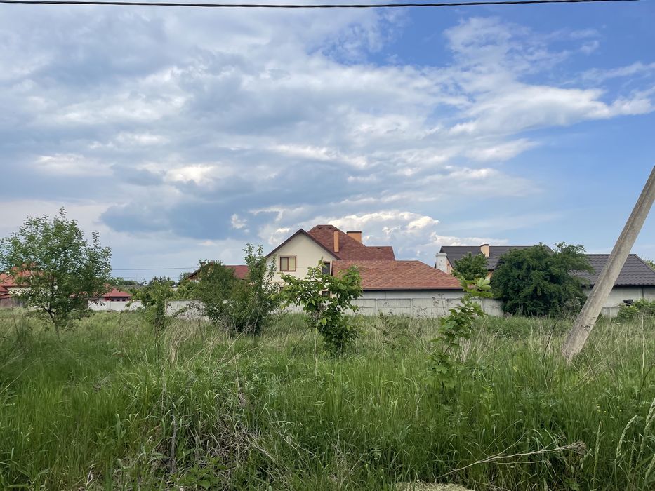 Земельна ділянка під забудову з комунікаціями