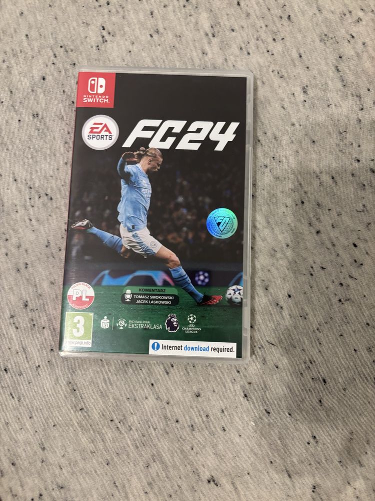 Nintendo Switch + 2 gry i dodatkowa para Joy-Con