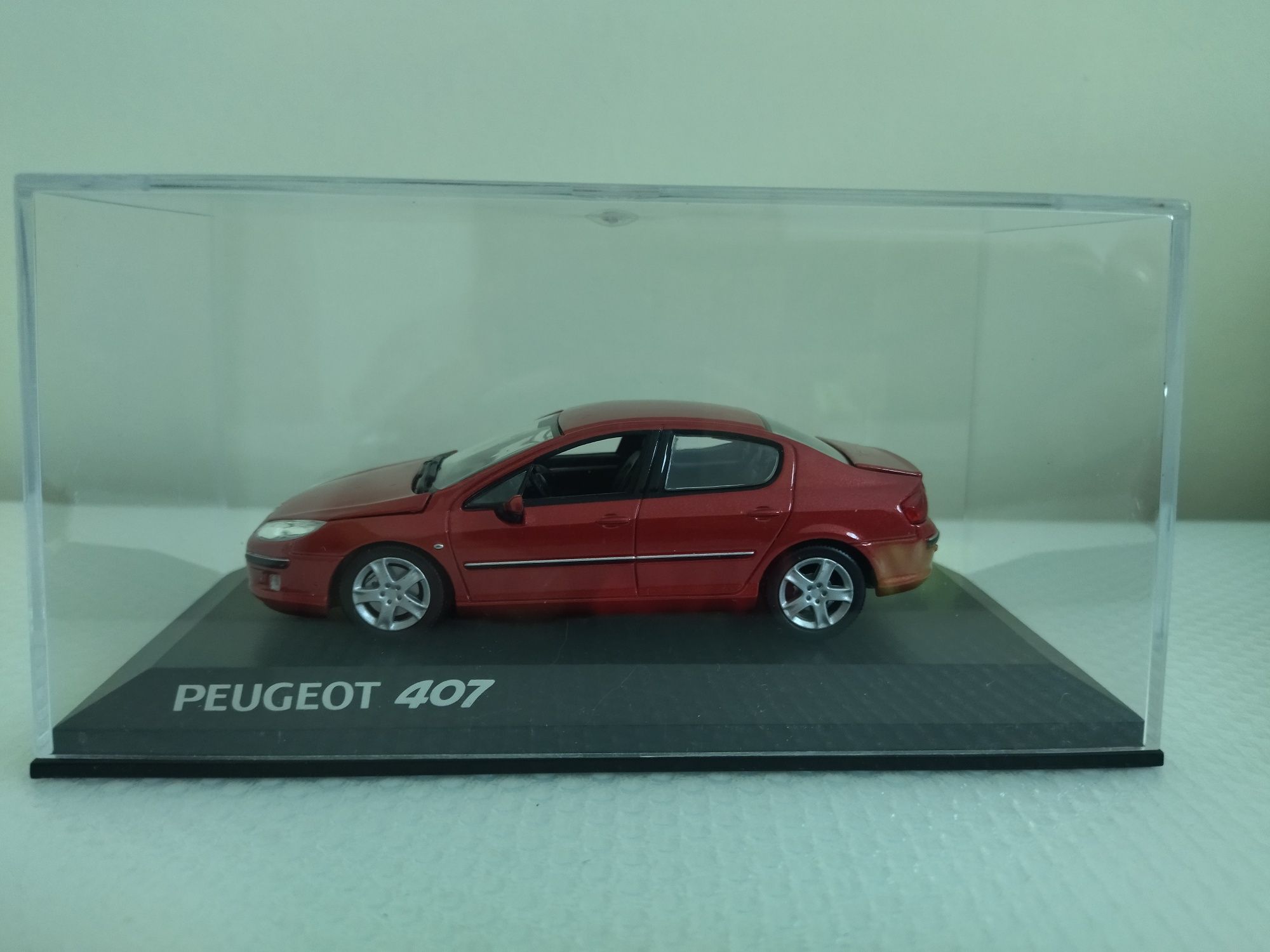 Miniatura Peugeot 407 Nova 1/43
