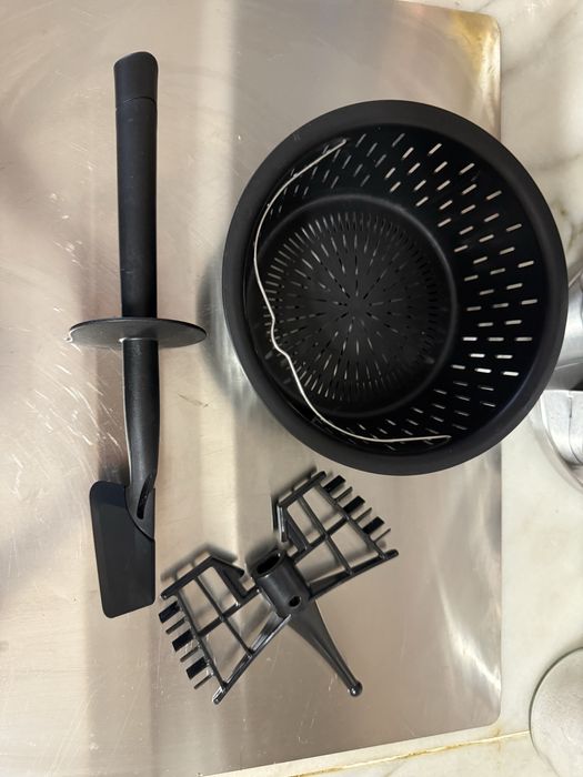 Robot Cozinha + Processador = 250€