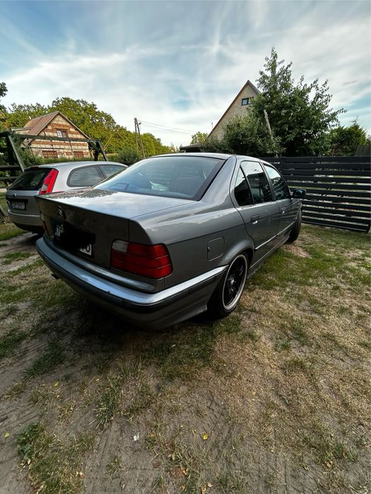 Bmw e36 323i seria 3