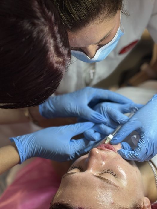 НАВЧАННЯ /Збільшення губ / Ботулінотерапія