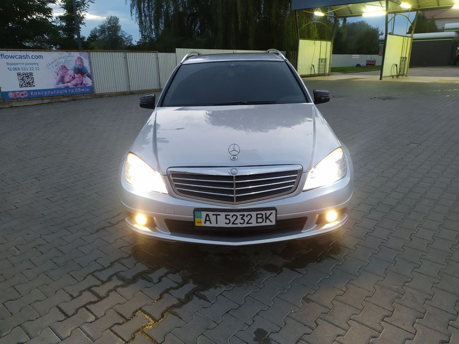 Мерседес c200 2009