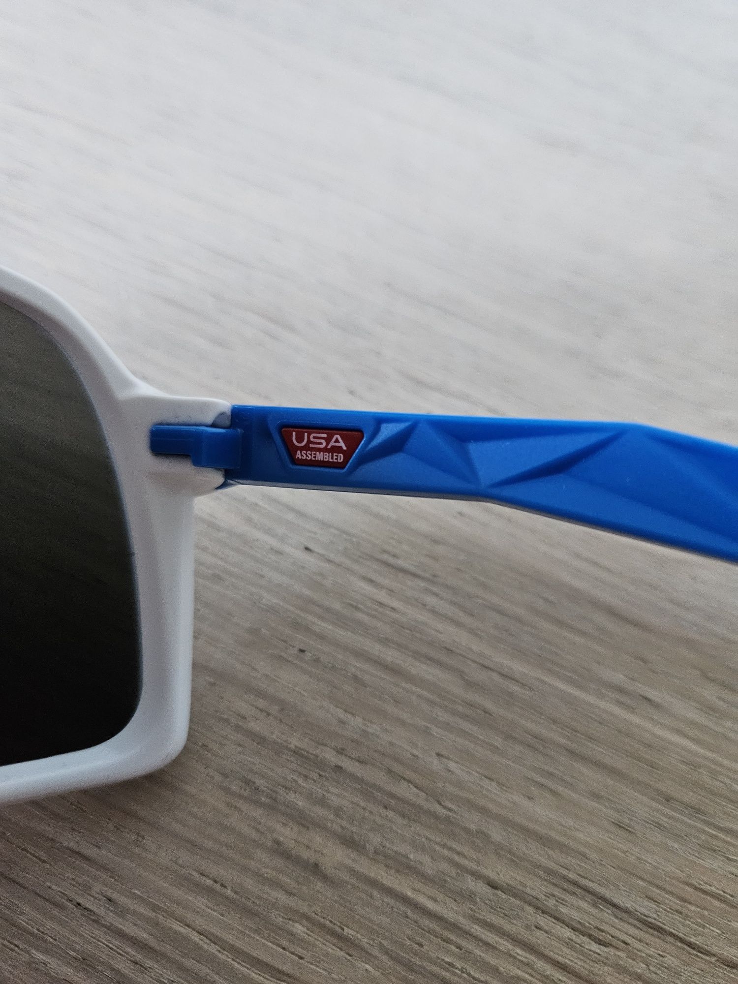 Oakley sutro eyeshade polished white prizm black