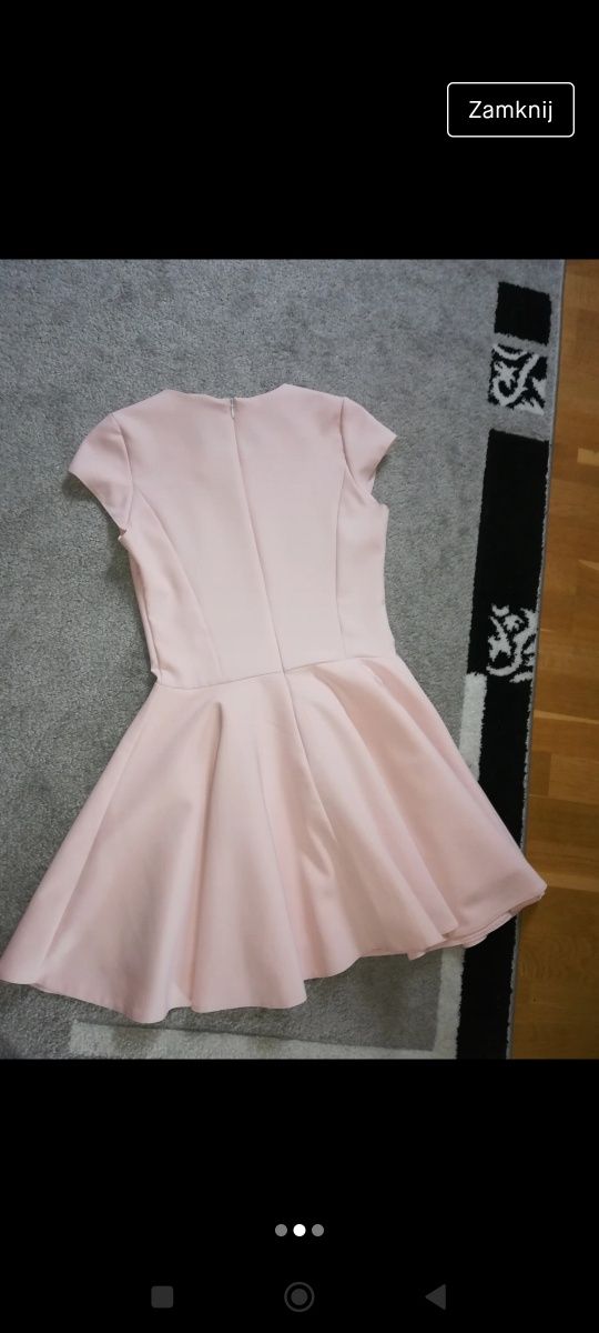 Różowa sukienka na wesele lub uroczystości