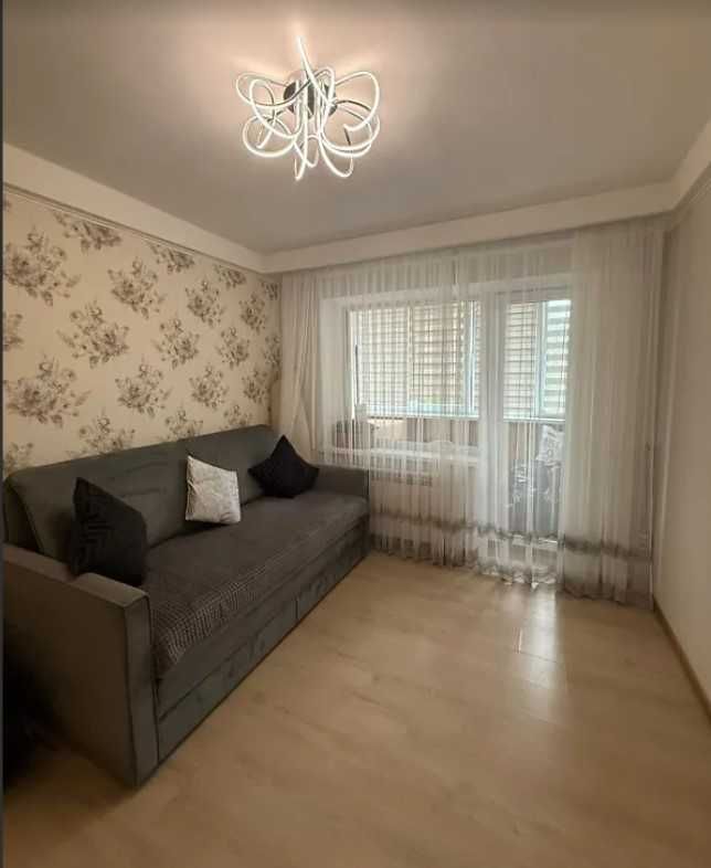 Продаж  2 к, Киев, Отрадный, вул. Академіка Шалімова 10А