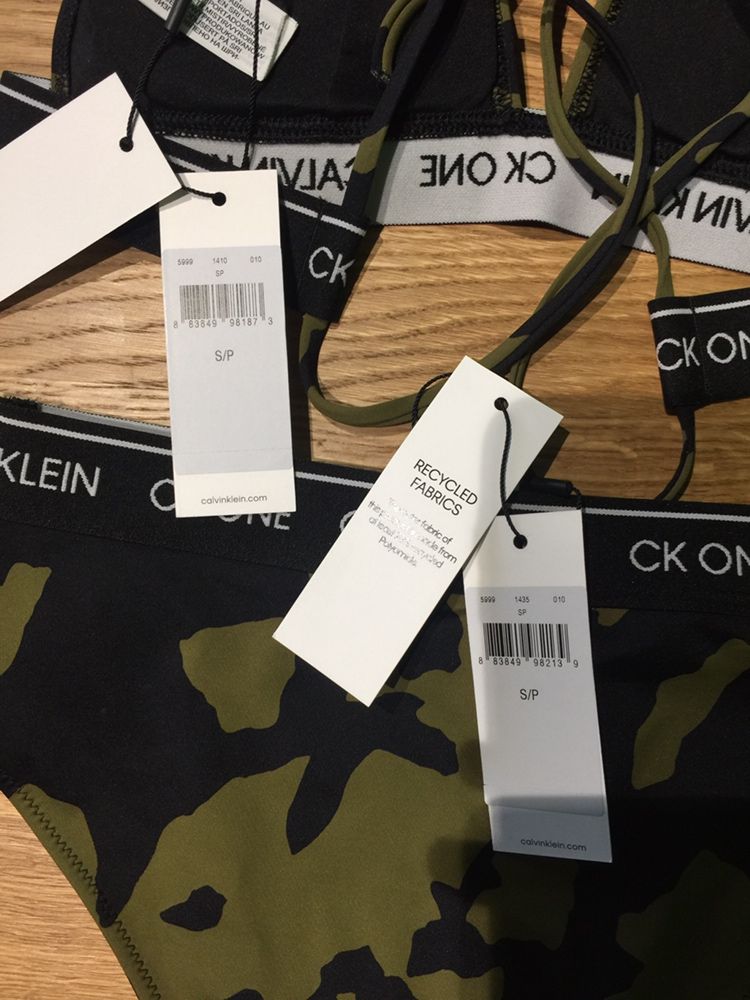 Купальник Calvin Klein