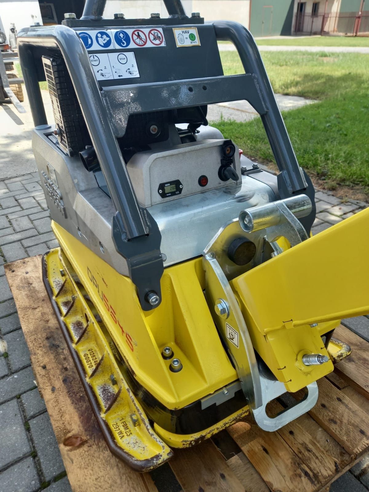 Wacker Neuson DPU 5545 z 2024roku jak Nowa zagęszczarka ubijarka płyta