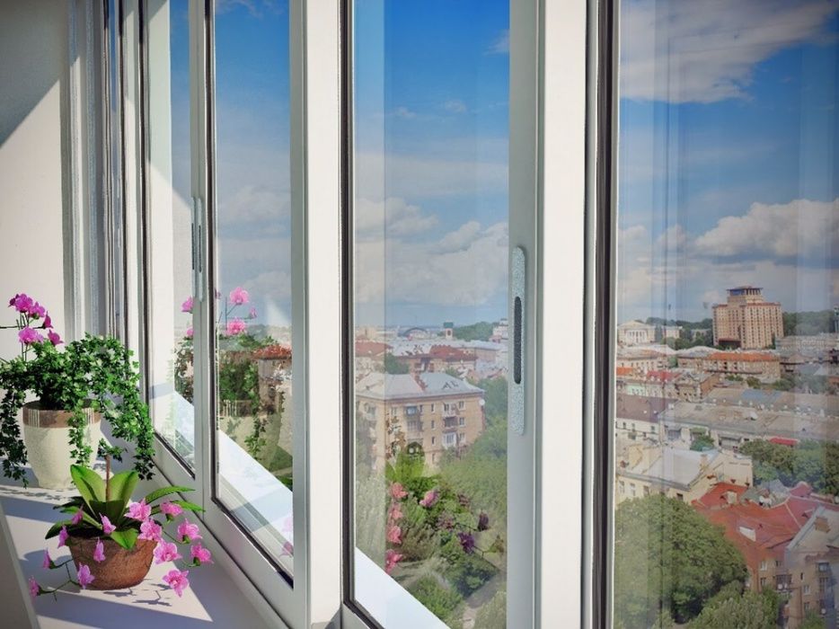 Раздвижные алюминиевые системы балконы, лоджии, беседки, окна