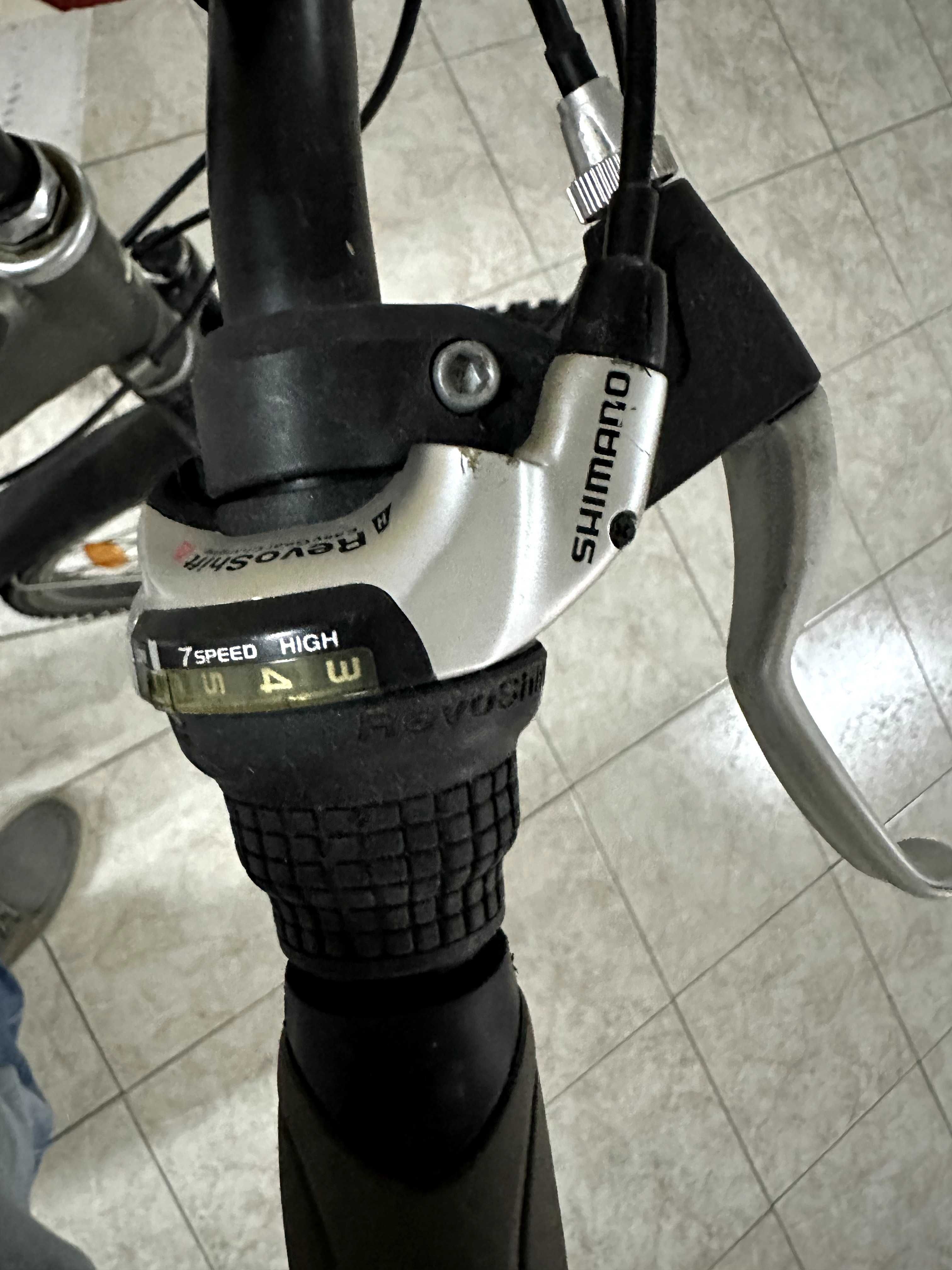 Bicicleta suspensão total 18 velocidades