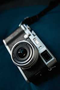 Fujifilm X100 Silver 23 мм f.2 Преміум камера (знижка до 26.05 )