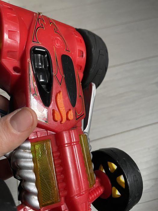 Hot Wheels 2 w 1 dwustronny damochód muzyka sam jeździ