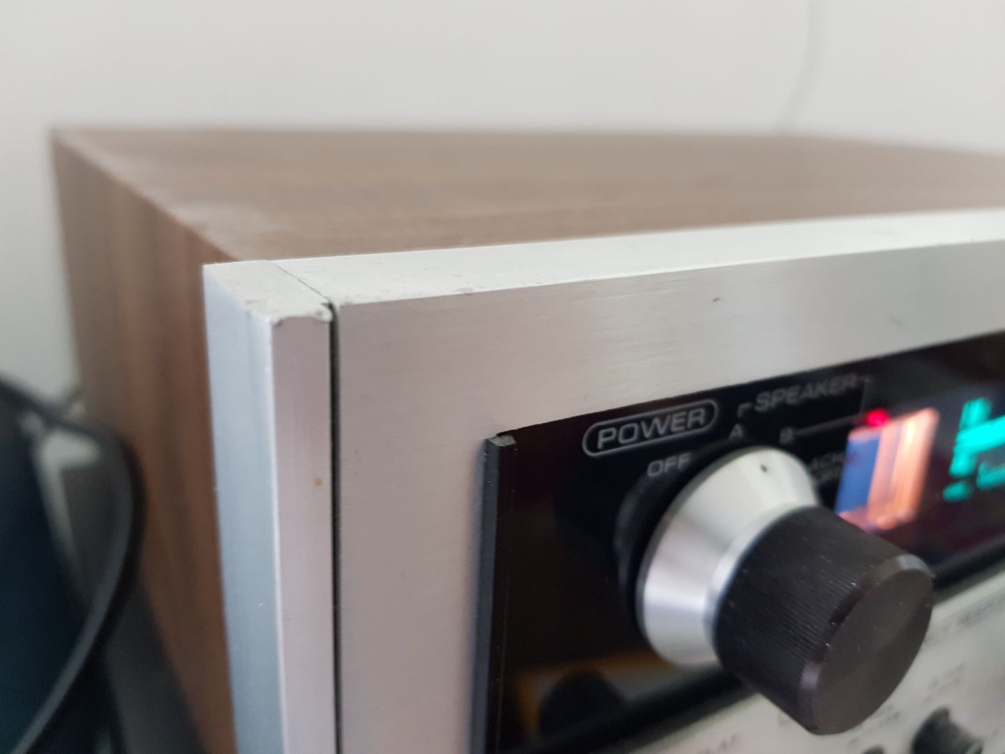 Vintage, amplituner Toshiba SA-400, analogowy, lata 70.