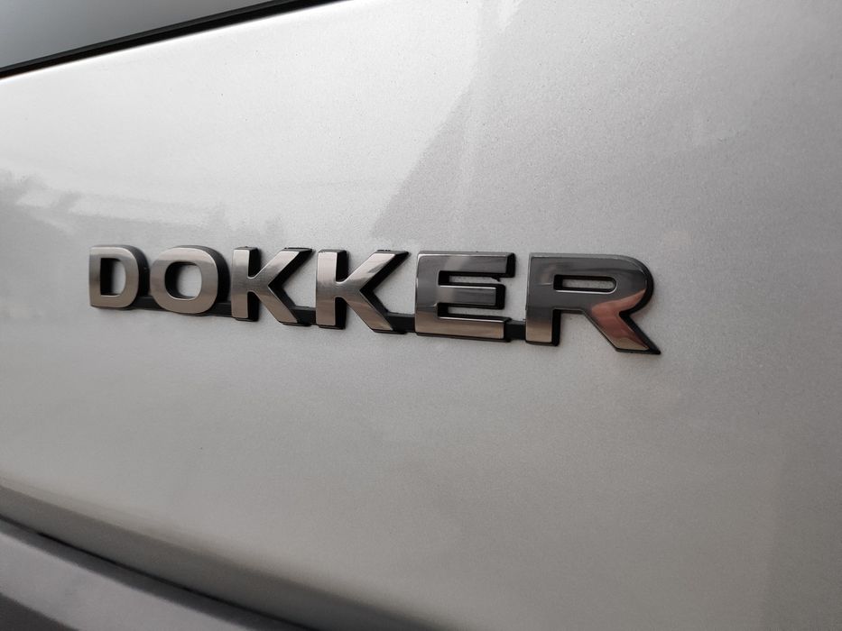 Dacia DOKKER 2017рік 1.6газ/бензин Оригінальний пасажир logan duster