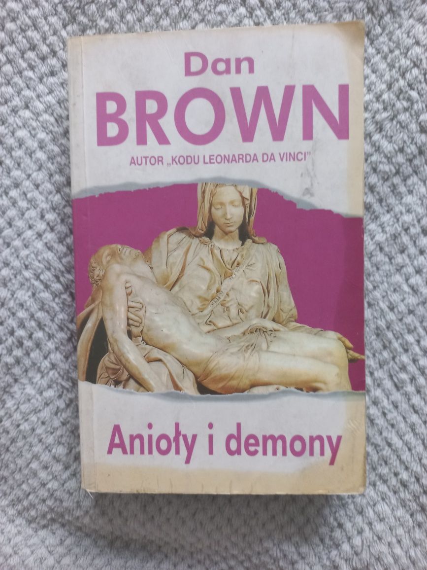Dan Brown - Anioły I demony