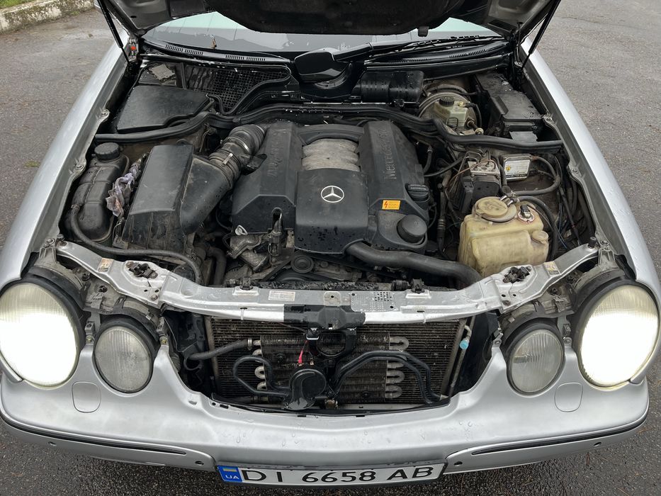 Мерседес Е320 w210