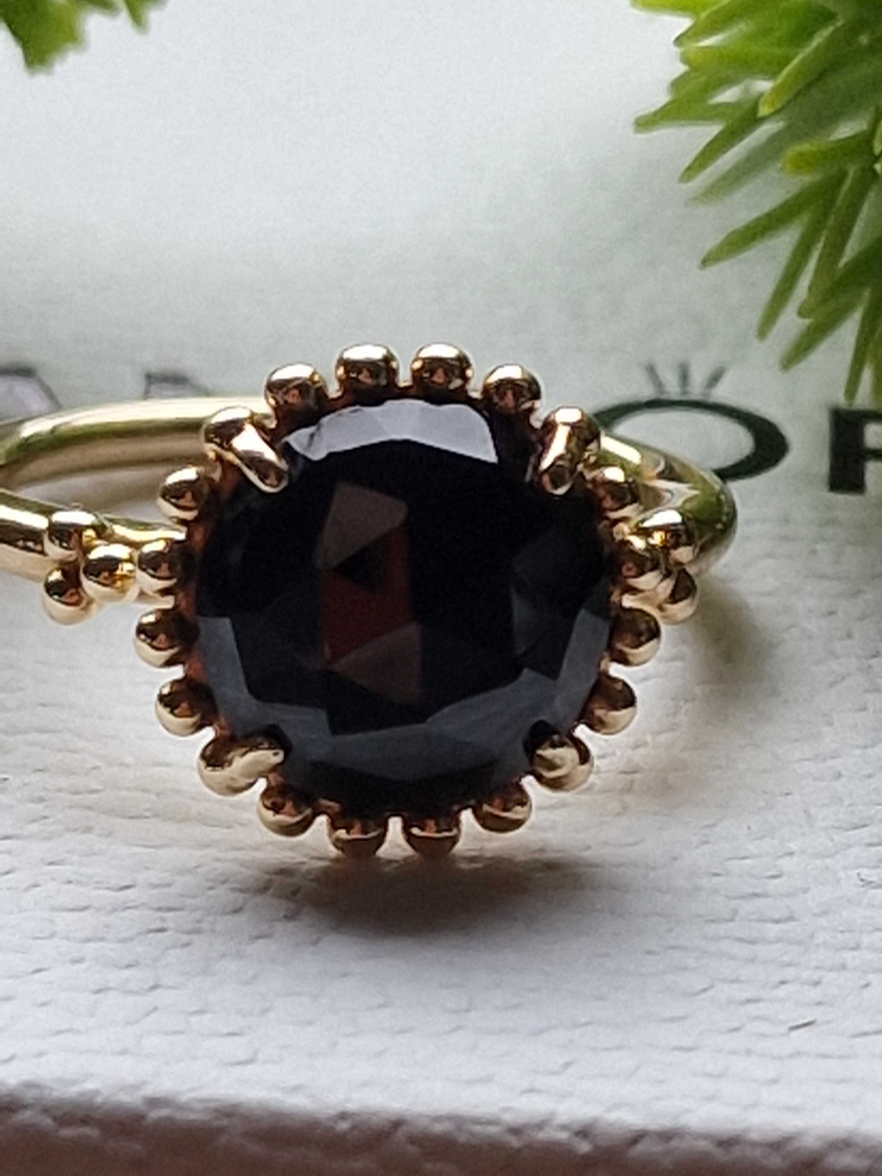 Pandora oryginalny  złoty 585 pierścionek spinel czarny