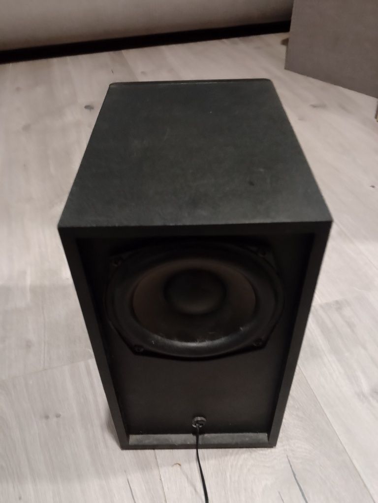 Sprzedam subwoofer 250 watt