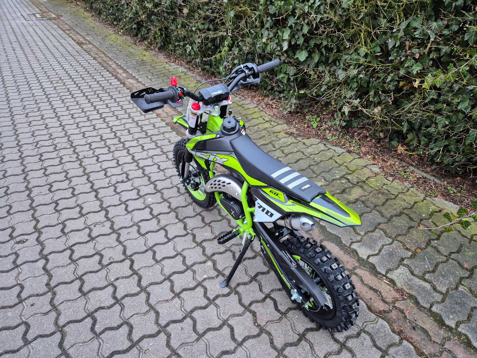 Mini cross kross ASIX 710 60ccm koła 12/10 cali