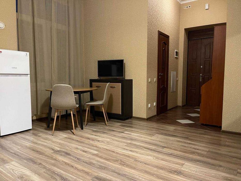 Оренда 1-к квартири біля собору Святого Юра