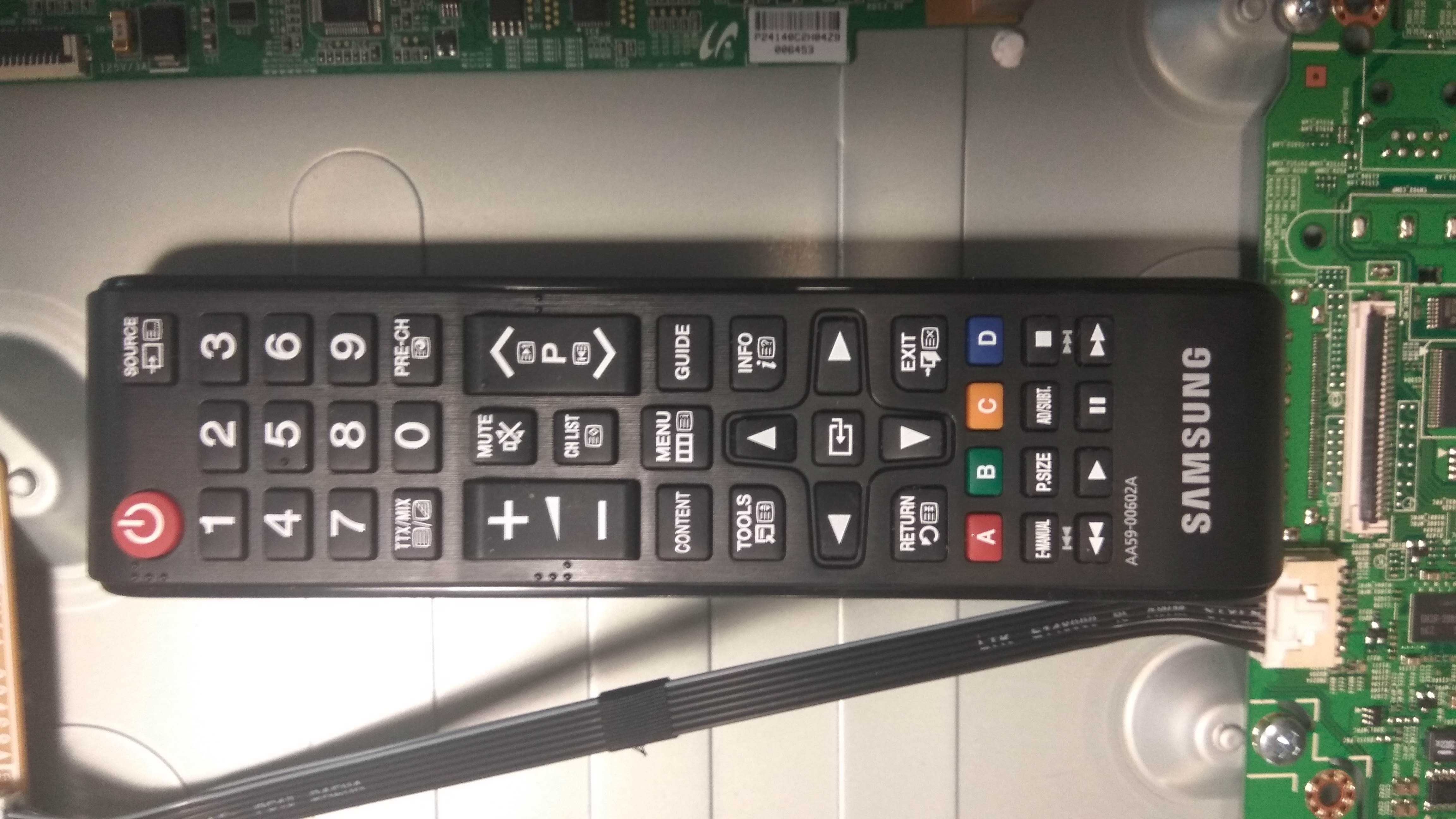 Остатки после разборки от Samsung LE32E420
