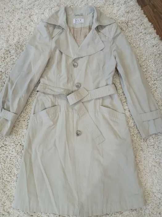 Продам жіночий осінній плащ М-L розмір vlv collection