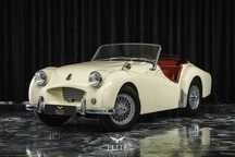 Triumph TR2