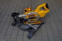 Ukośnice z posuwem DEWALT DCS777 54V FlexVolt