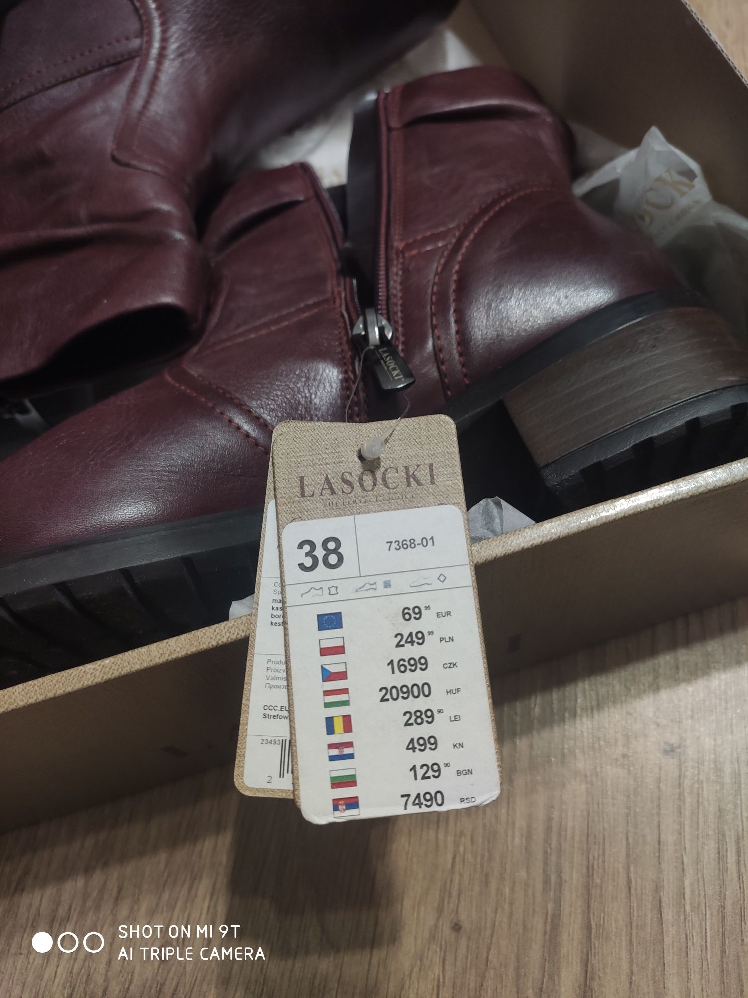 Nowe botki burgundowe