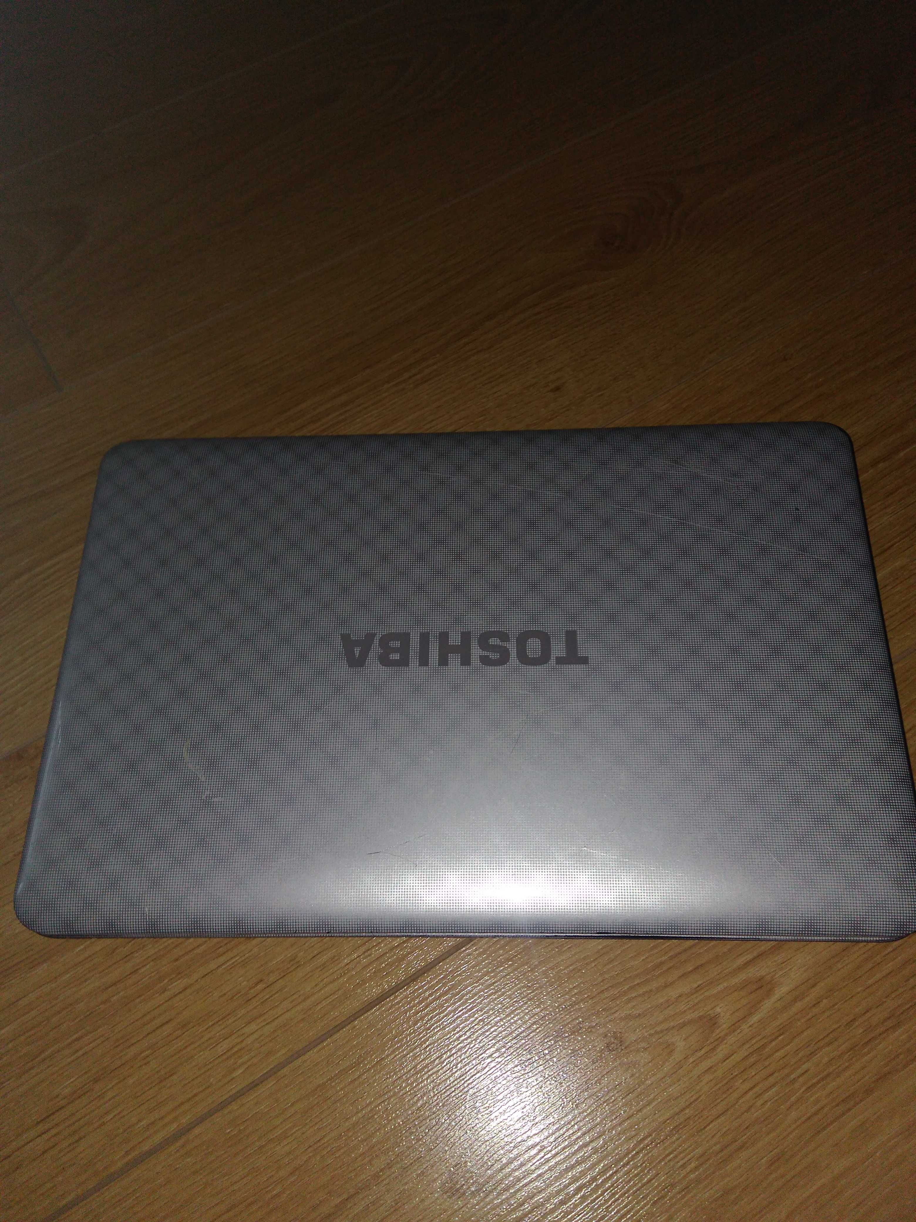 Laptop Toshiba sprawny