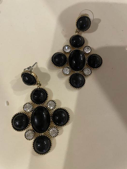 Набор бижутерии (колье и серьги)