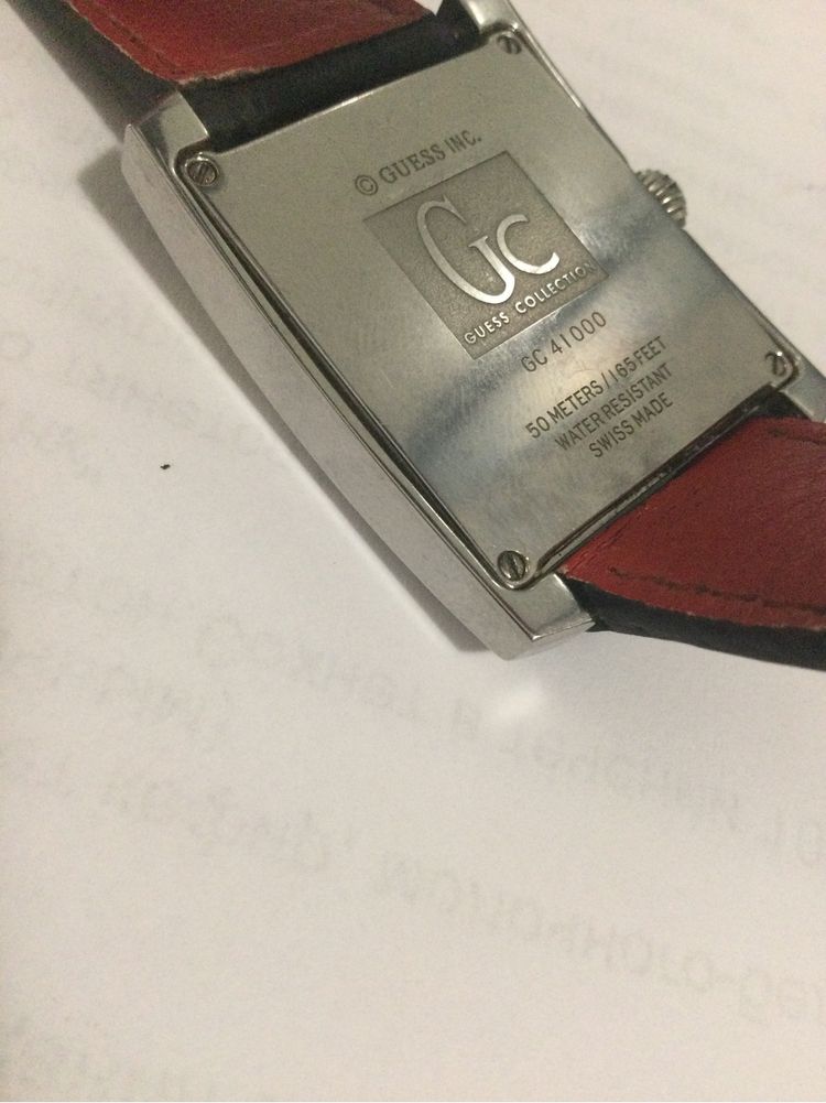 Чоловічий наручний годинник бренду Gc, SWISS made.