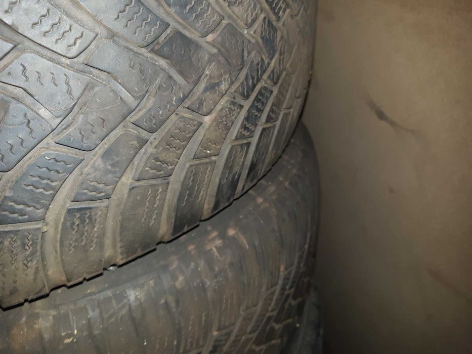 Koła zimowe aluminiowe  225/55R17 ; 5x108 ; ET45  ; KBA46671 Kronprinz