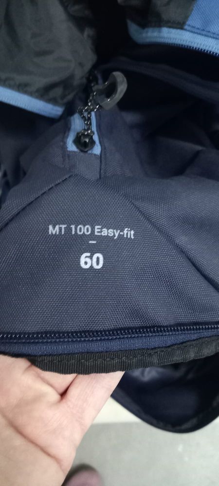 Mochila Trekking Mt100 Easyfit 60lt. Mulher