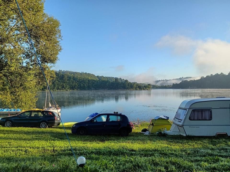 APARTAMENT nad jeziorem z widokiem na jezioro Solina Bieszczady
